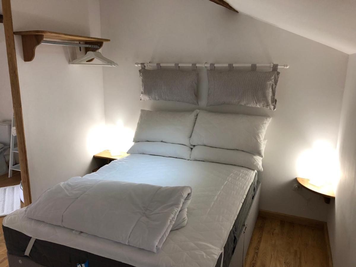 The Walnut Tree Chambre D'Hotes Le Dorat エクステリア 写真